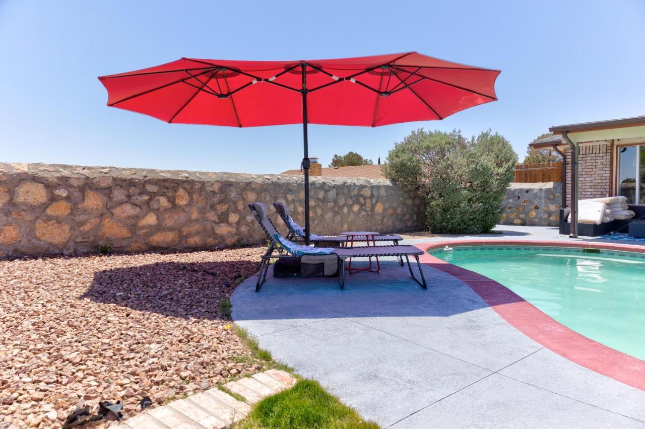 Home With Mountain View/Pool/Tub El Paso Exterior photo